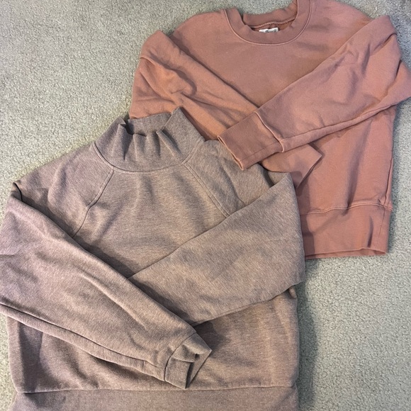 Madewell Sweaters - 2 sweatshirts: Madewell XS mauve, a new day mauve M